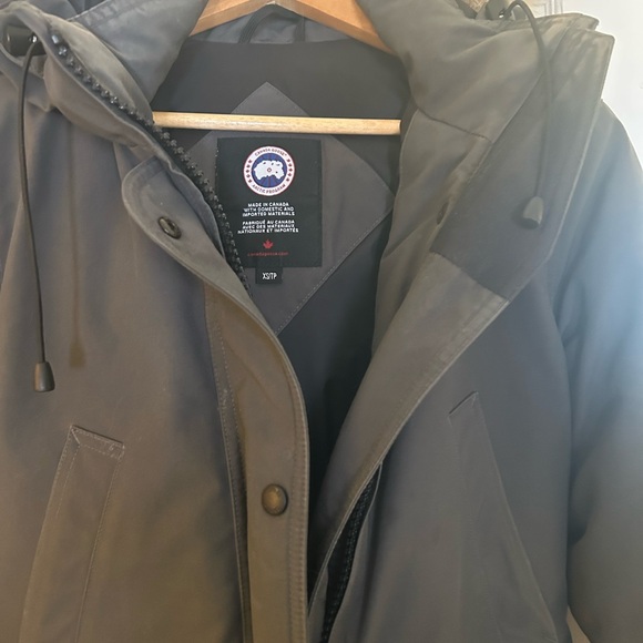 Canada Goose Trillium Jacket - Picture 7 of 8